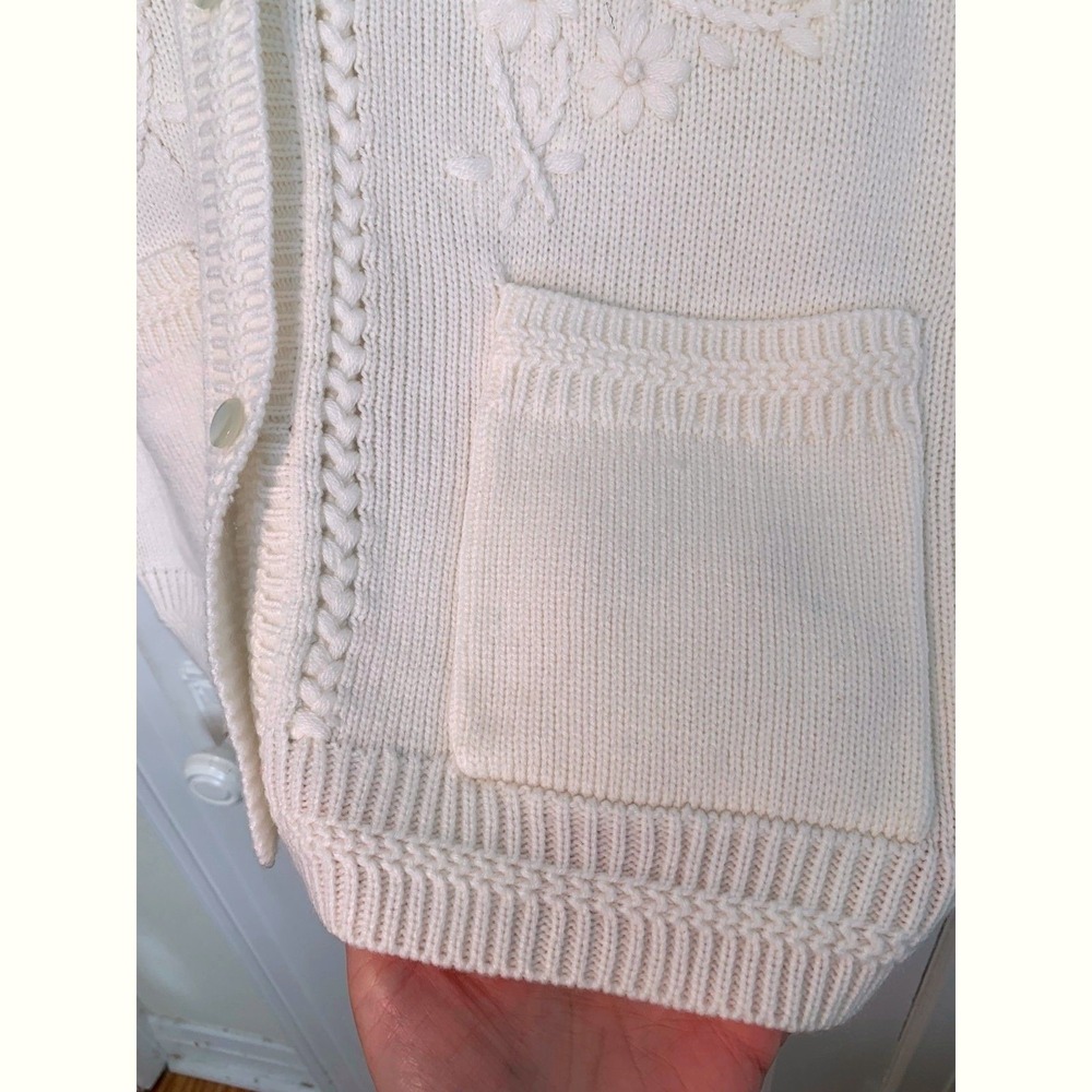 Cream Embroidered Sweater Vest OS Cottagecore Grandma Chic Preppy Cozy Layering - Picture 5 of 15